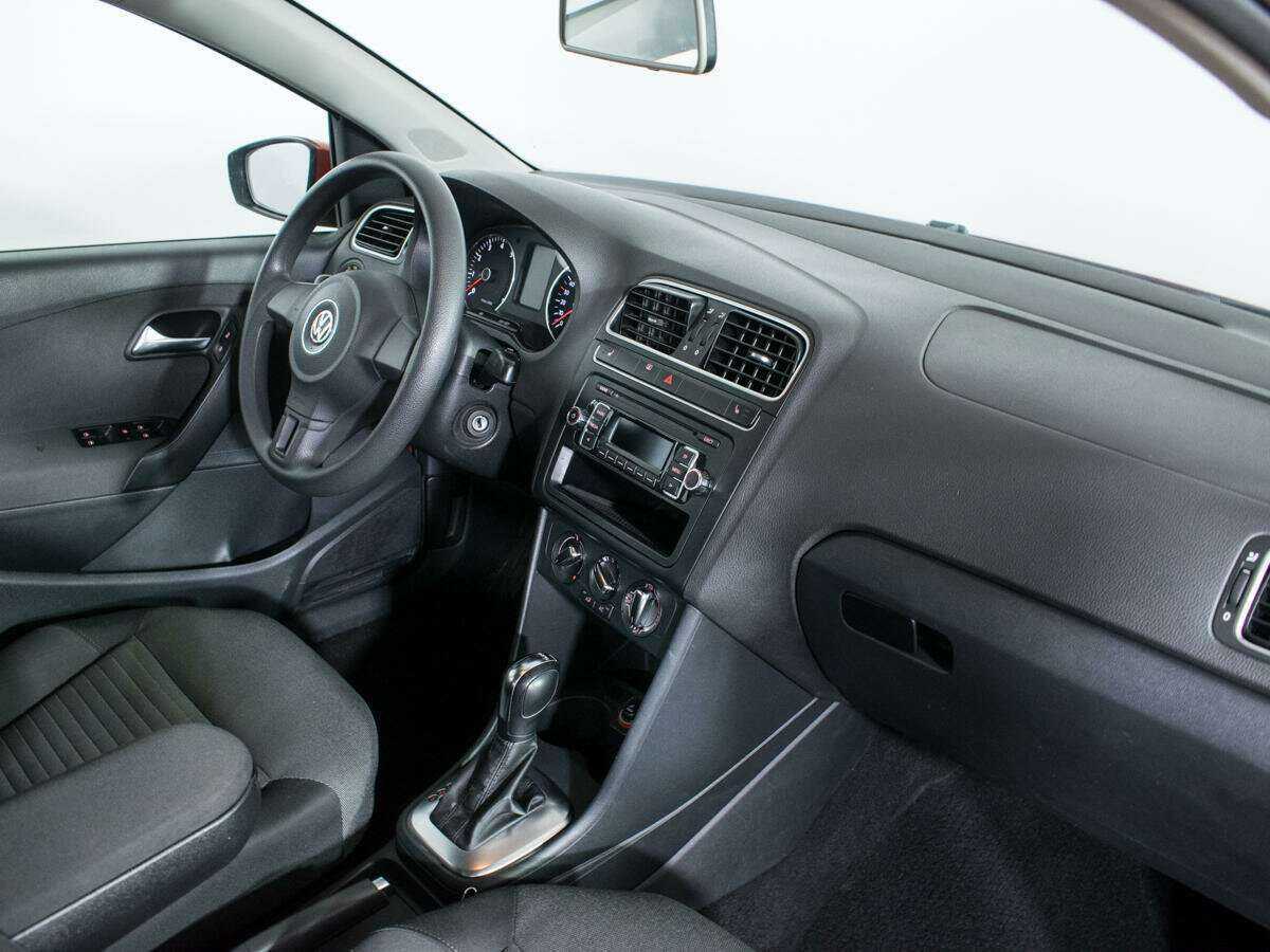 Volkswagen Polo, 2012 Фото №9