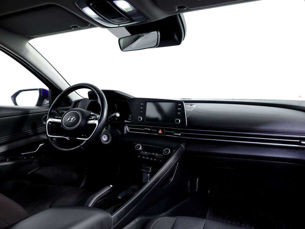 Hyundai Elantra, 2021 Фото №10
