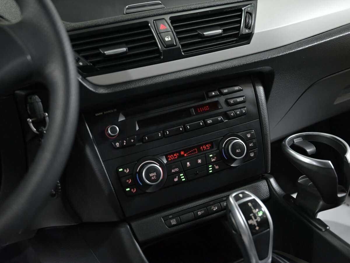 BMW X1 20i, 2012 Фото №12