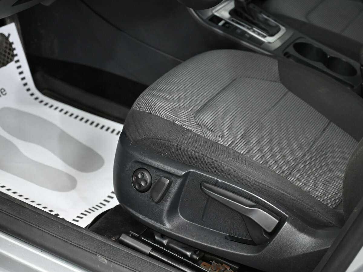 Volkswagen Passat, 2014 Фото №8