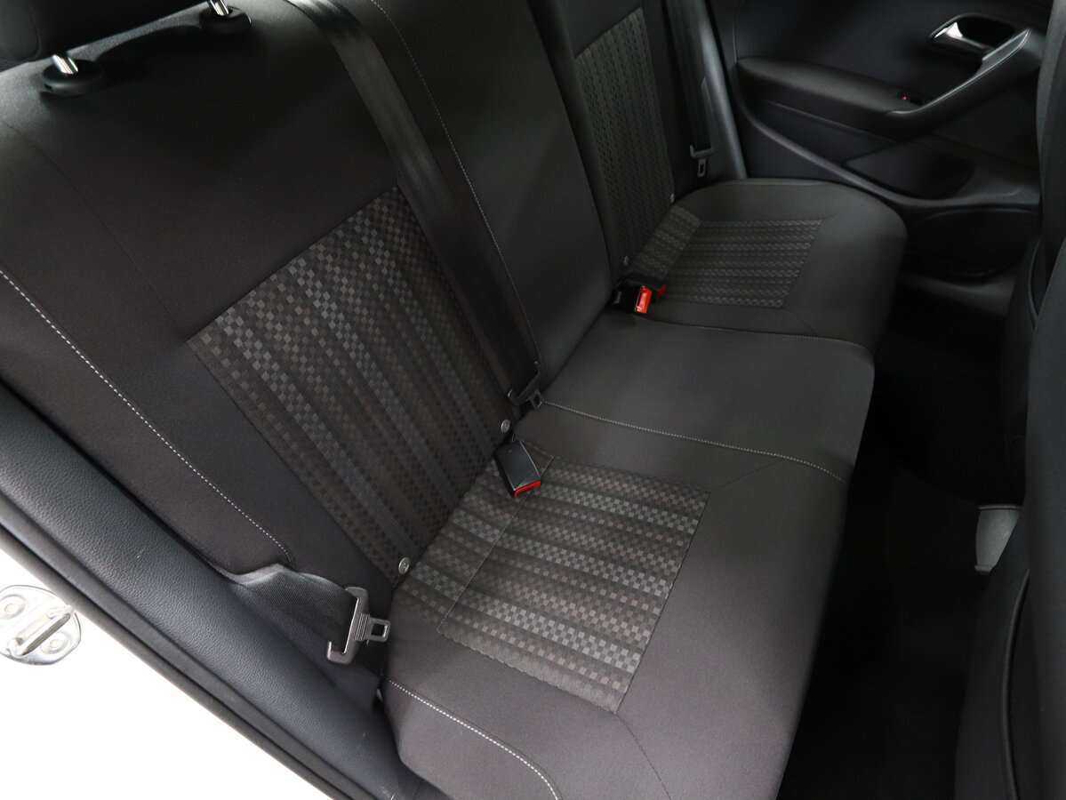 Volkswagen Polo, 2019 Фото №14