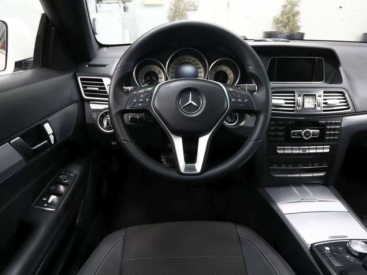 Mercedes-Benz E-Класс 200, 2013 Фото №12