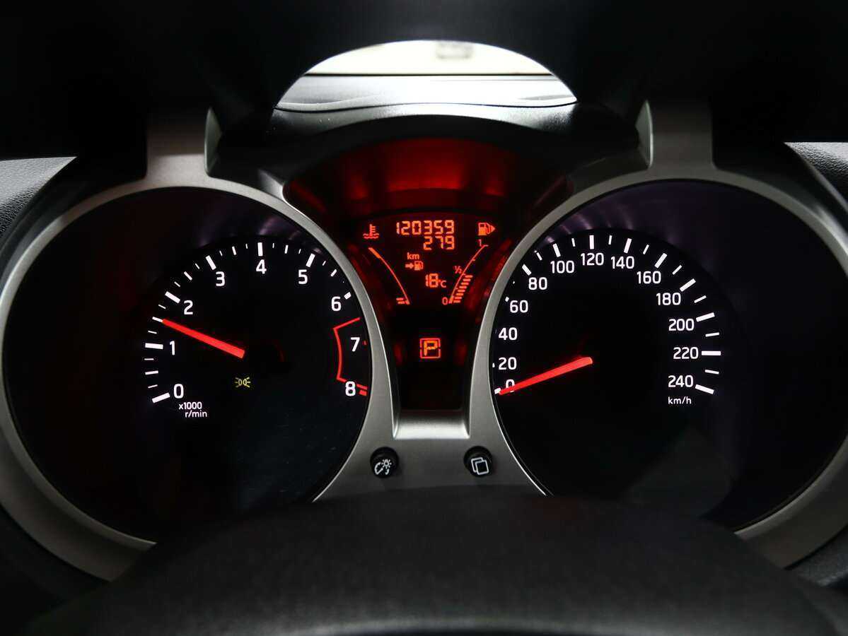 Nissan Juke, 2013 Фото №17