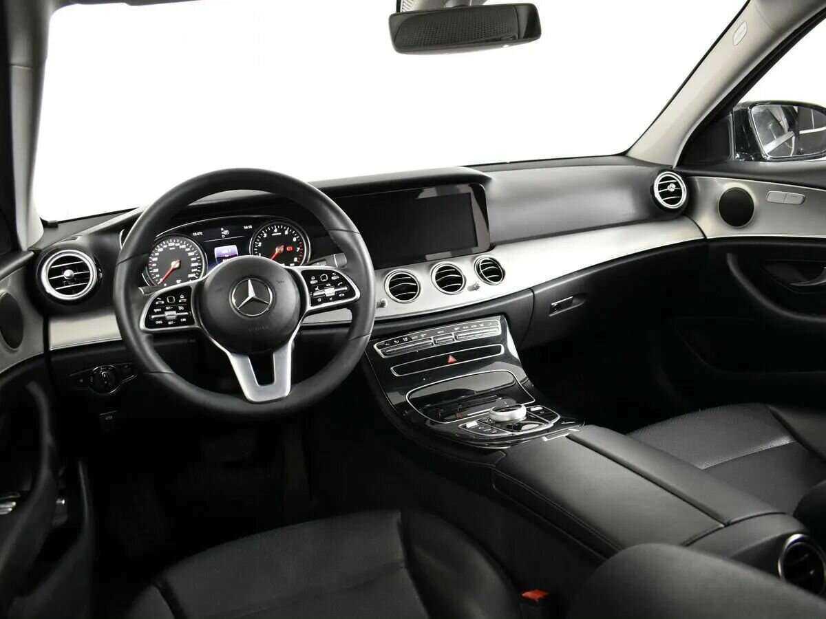 Mercedes-Benz E-Класс 200, 2018 Фото №10