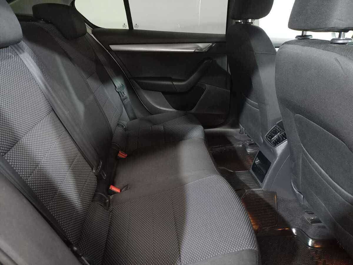 Skoda Octavia, 2015 Фото №11
