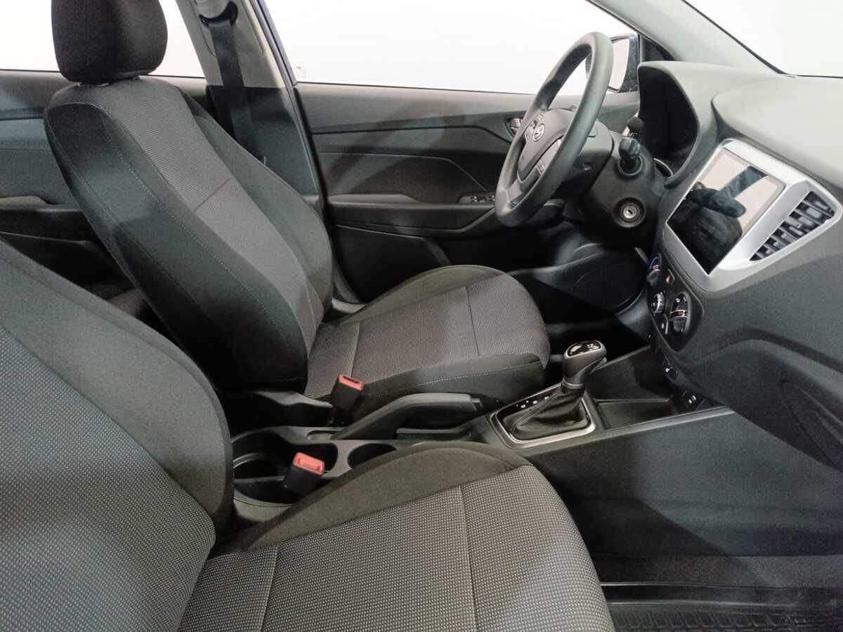 Hyundai Accent, 2023 Фото №10