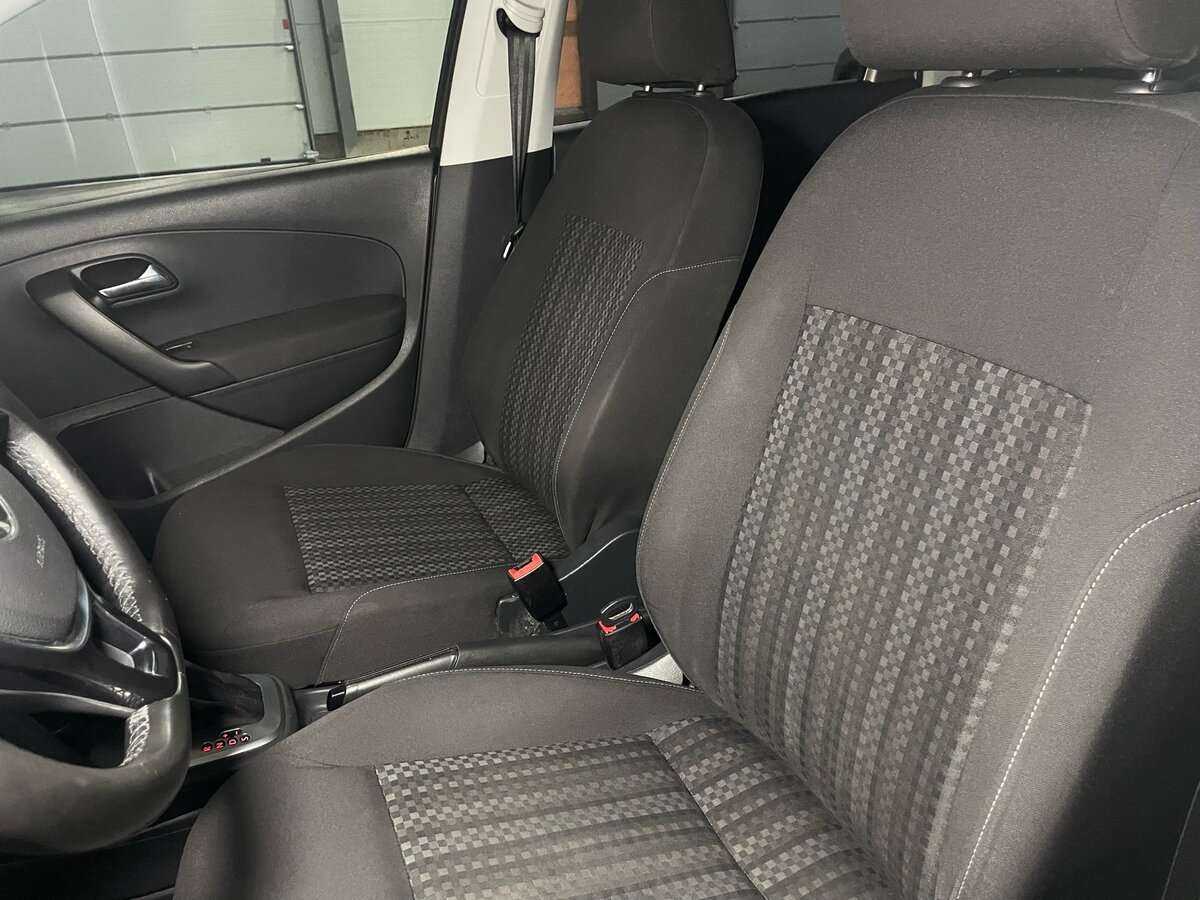 Volkswagen Polo, 2017 Фото №11