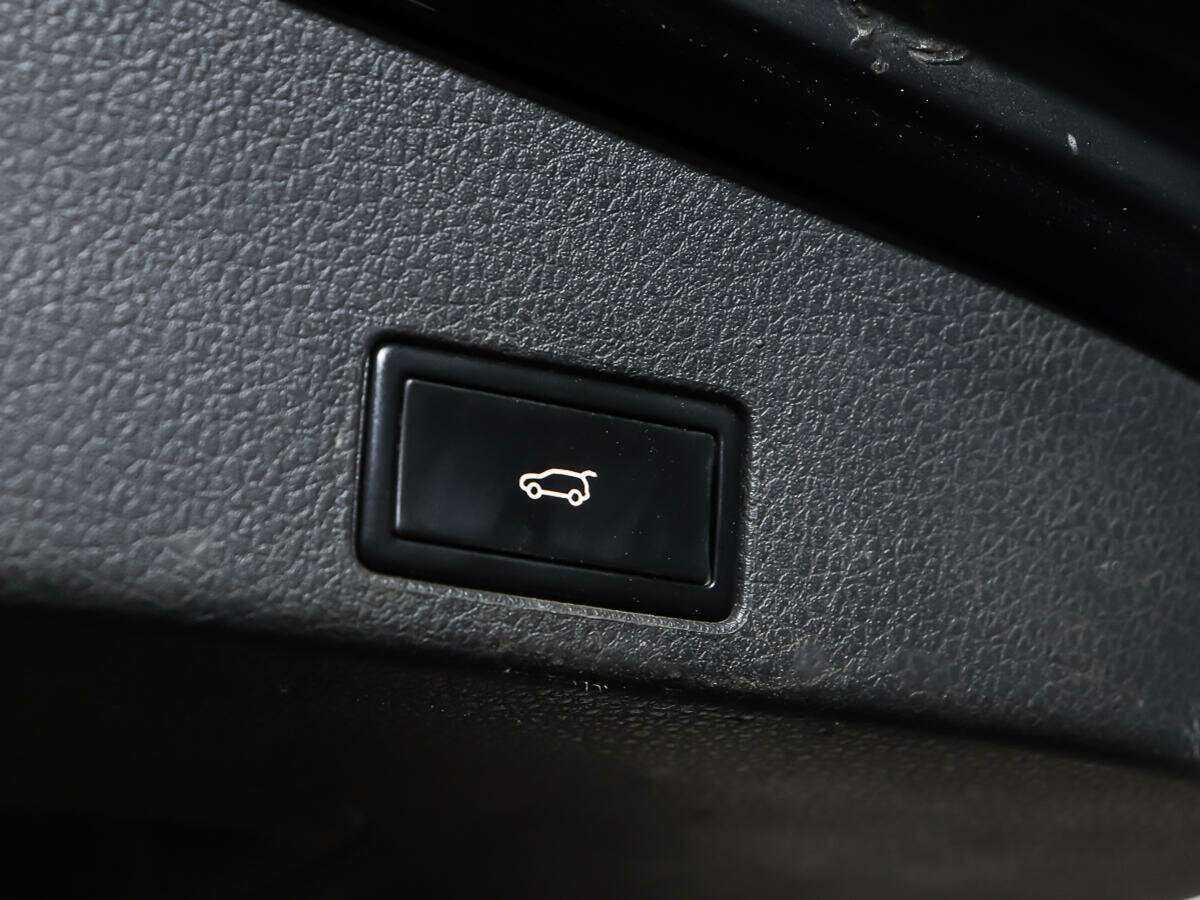 Volkswagen Touareg, 2013 Фото №16