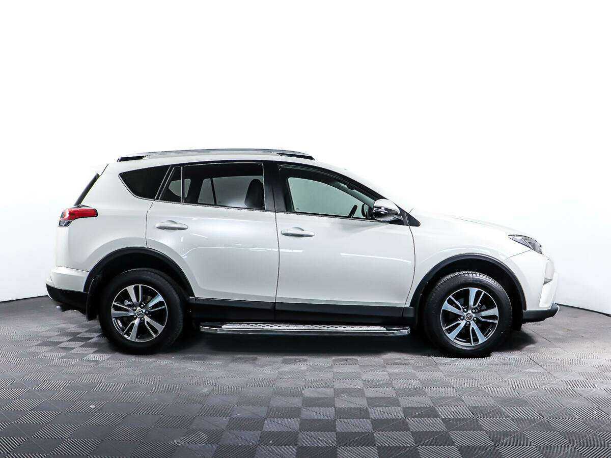 Toyota RAV4, 2018 - 45 900 км. | Фото №4