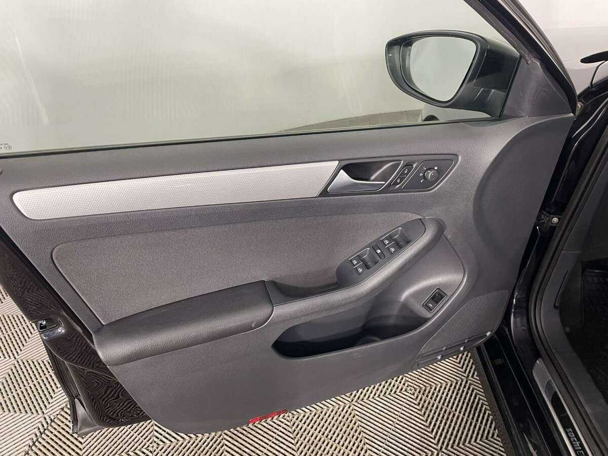 Volkswagen Jetta, 2013 Фото №8