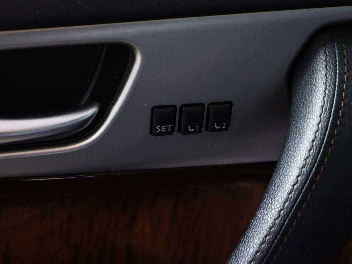 Infiniti FX30d, 2013 Фото №18