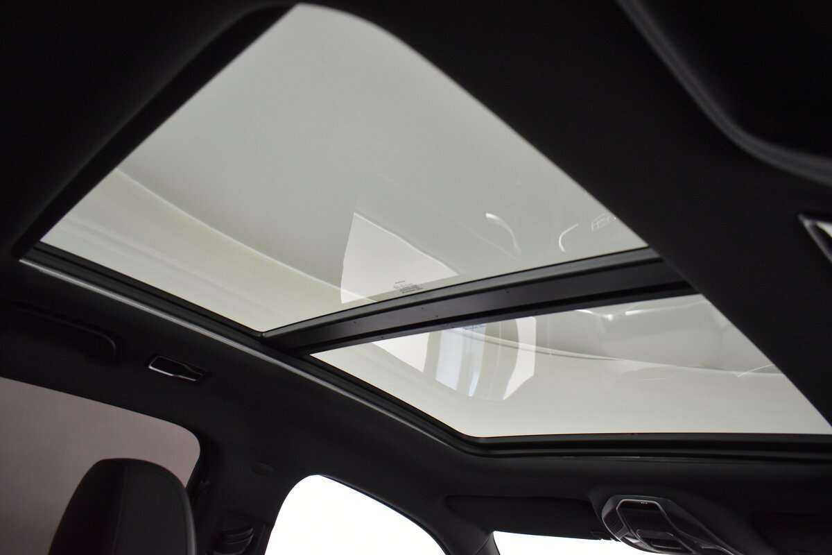 Geely Tugella, 2022 Фото №13