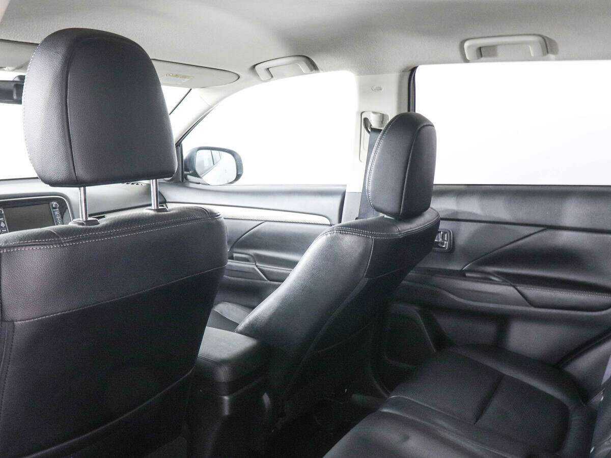 Mitsubishi Outlander, 2012 Фото №12