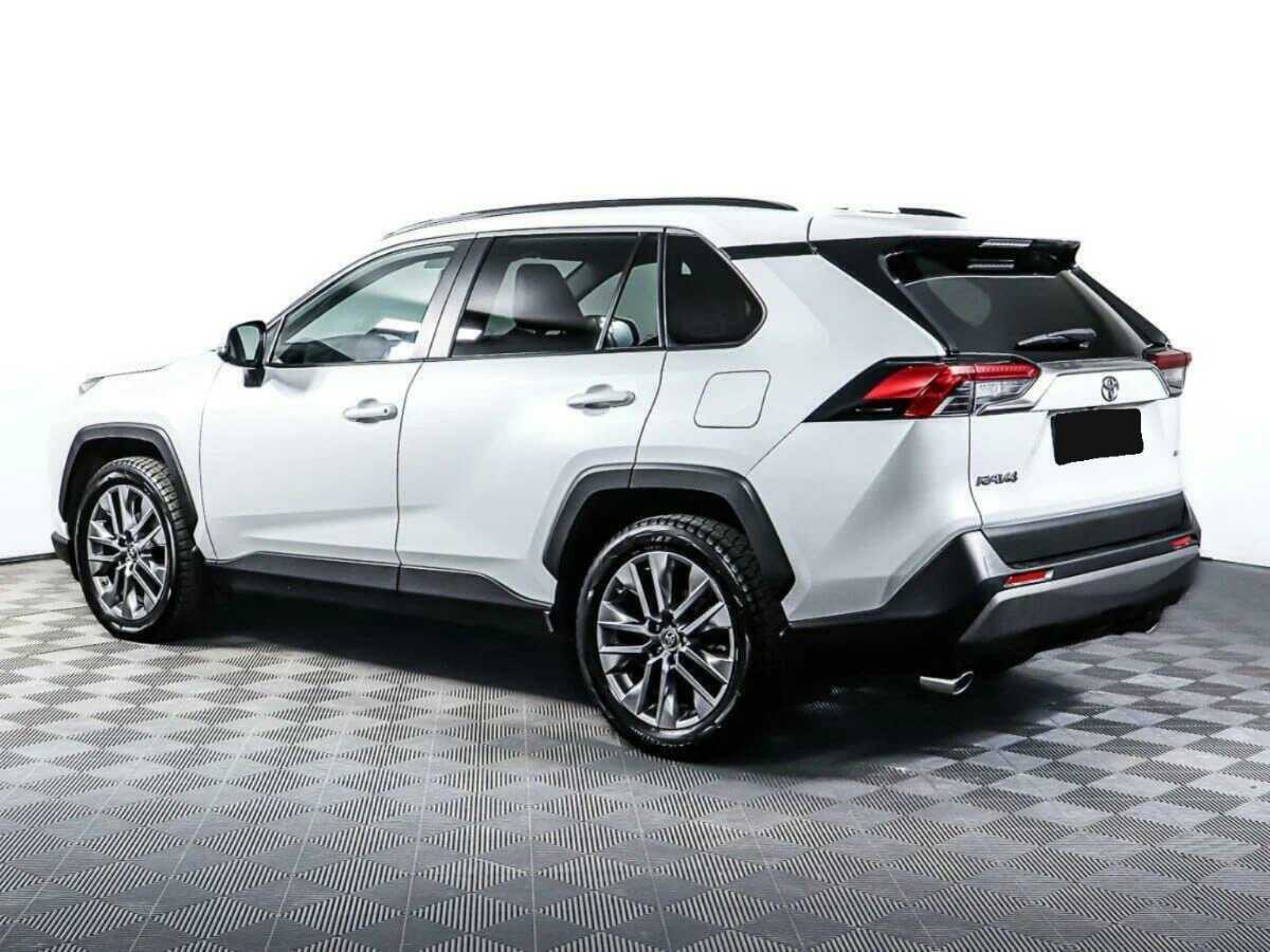 Toyota RAV4, 2021 - 66 912 км. | Фото №7