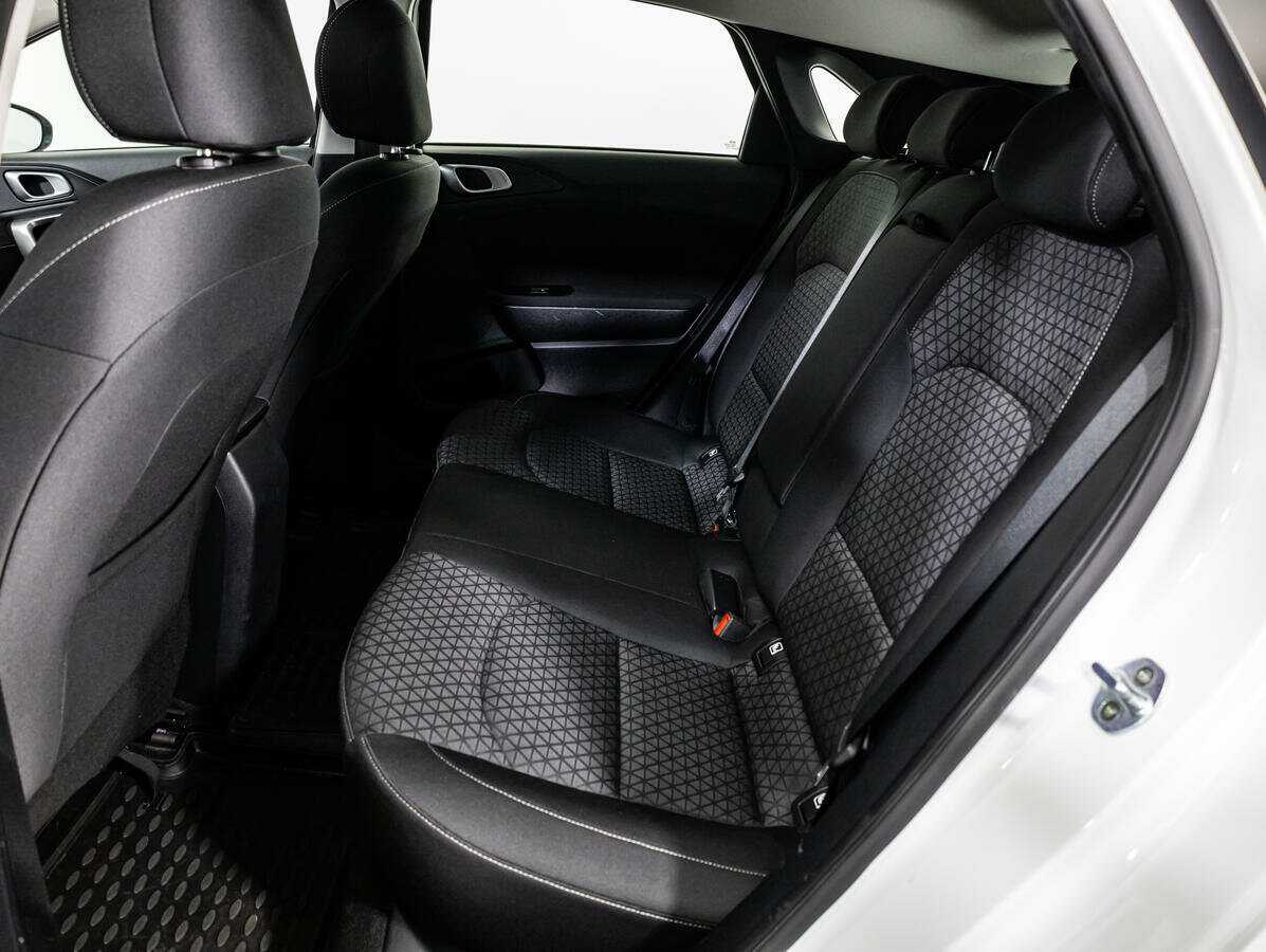 Kia Ceed, 2019 Фото №10