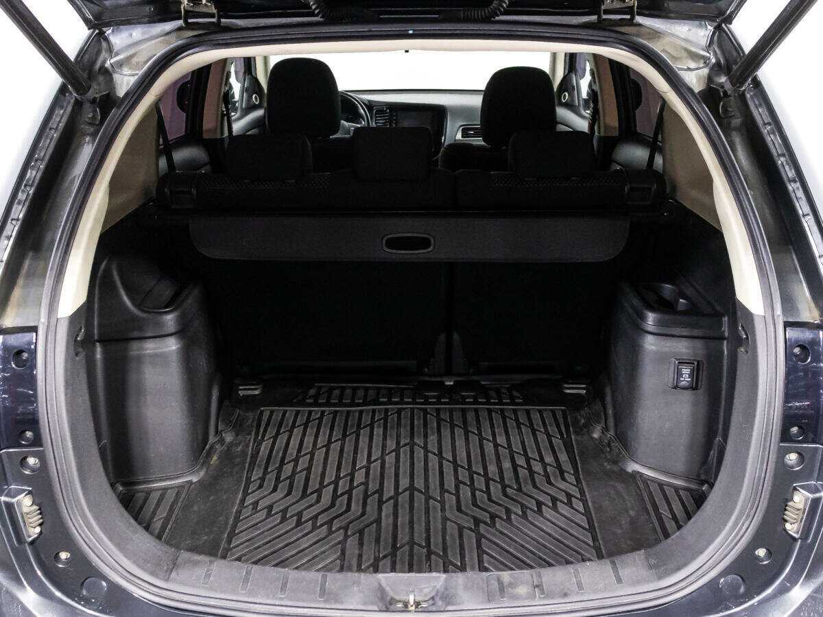 Mitsubishi Outlander, 2017 Фото №15