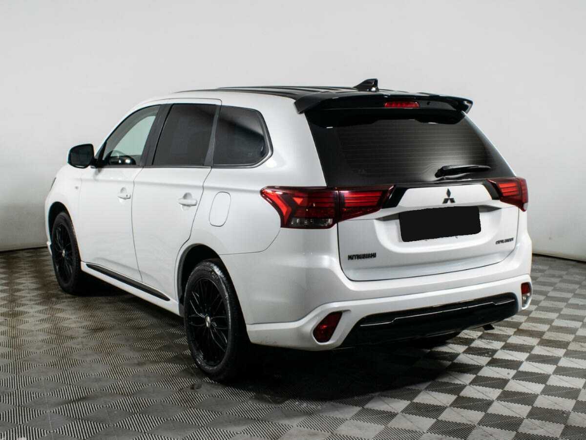 Mitsubishi Outlander, 2022 - 44 582 км. | Фото №6