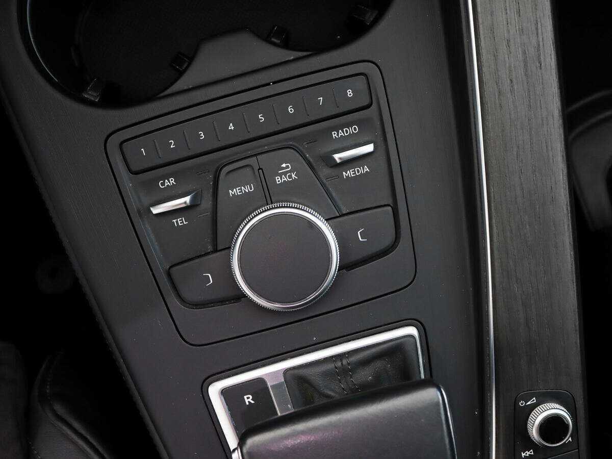 Audi A4, 2019 Фото №10