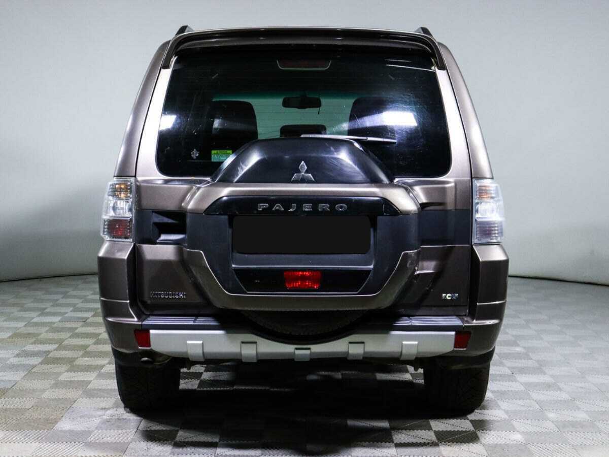 Mitsubishi Pajero, 2014 - 282 056 км. | Фото №5