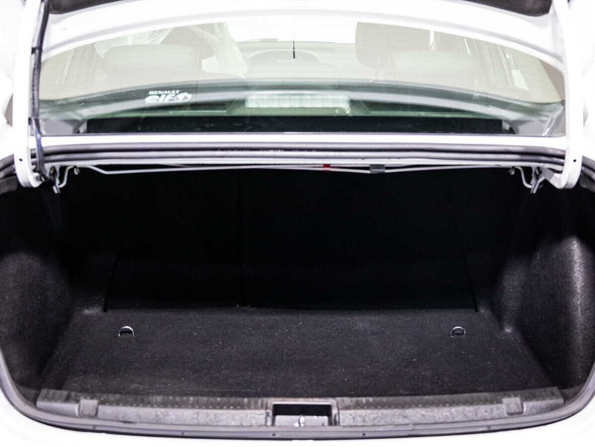 Renault Fluence, 2013 Фото №17