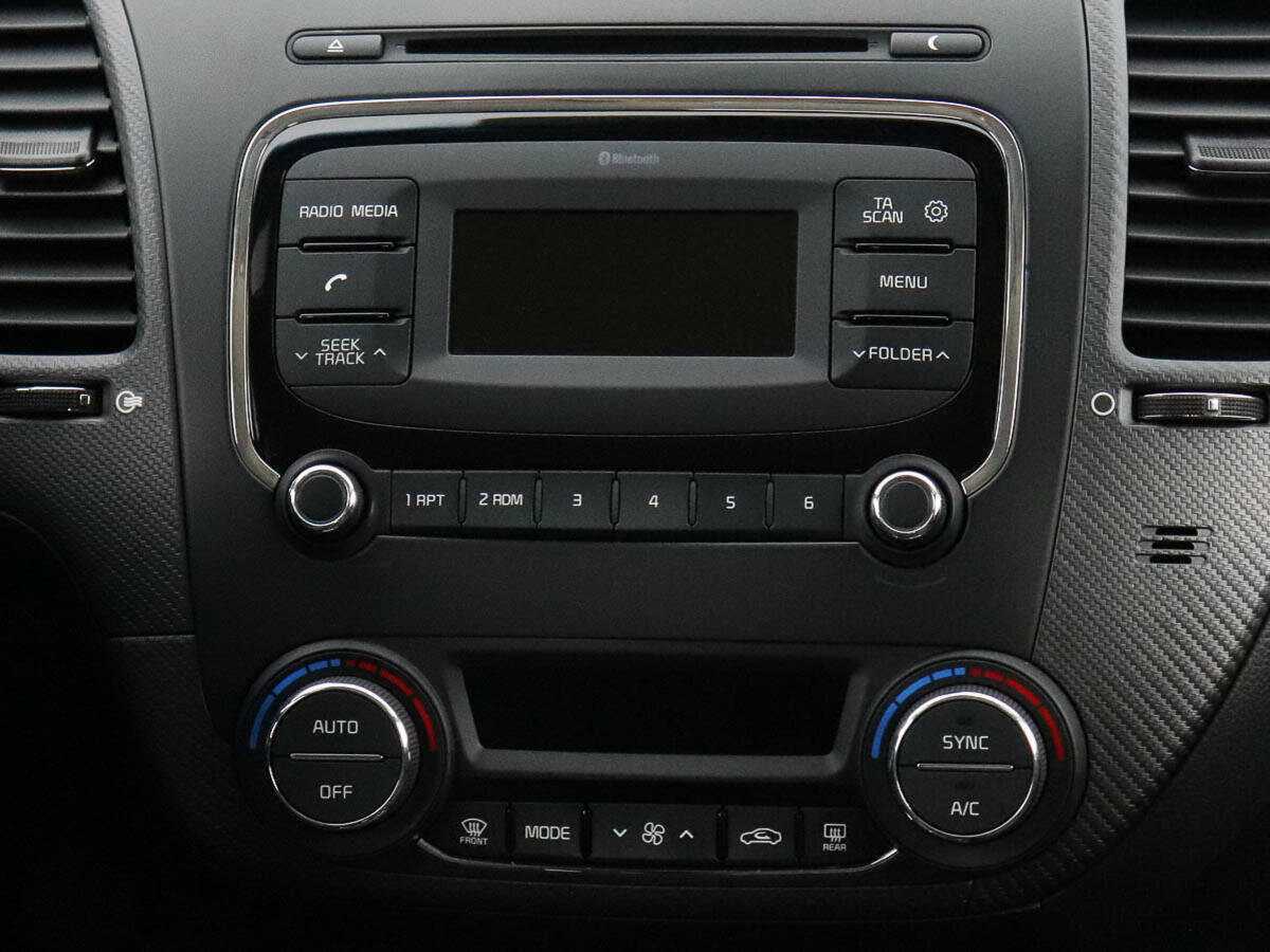 Kia Cerato, 2018 Фото №14