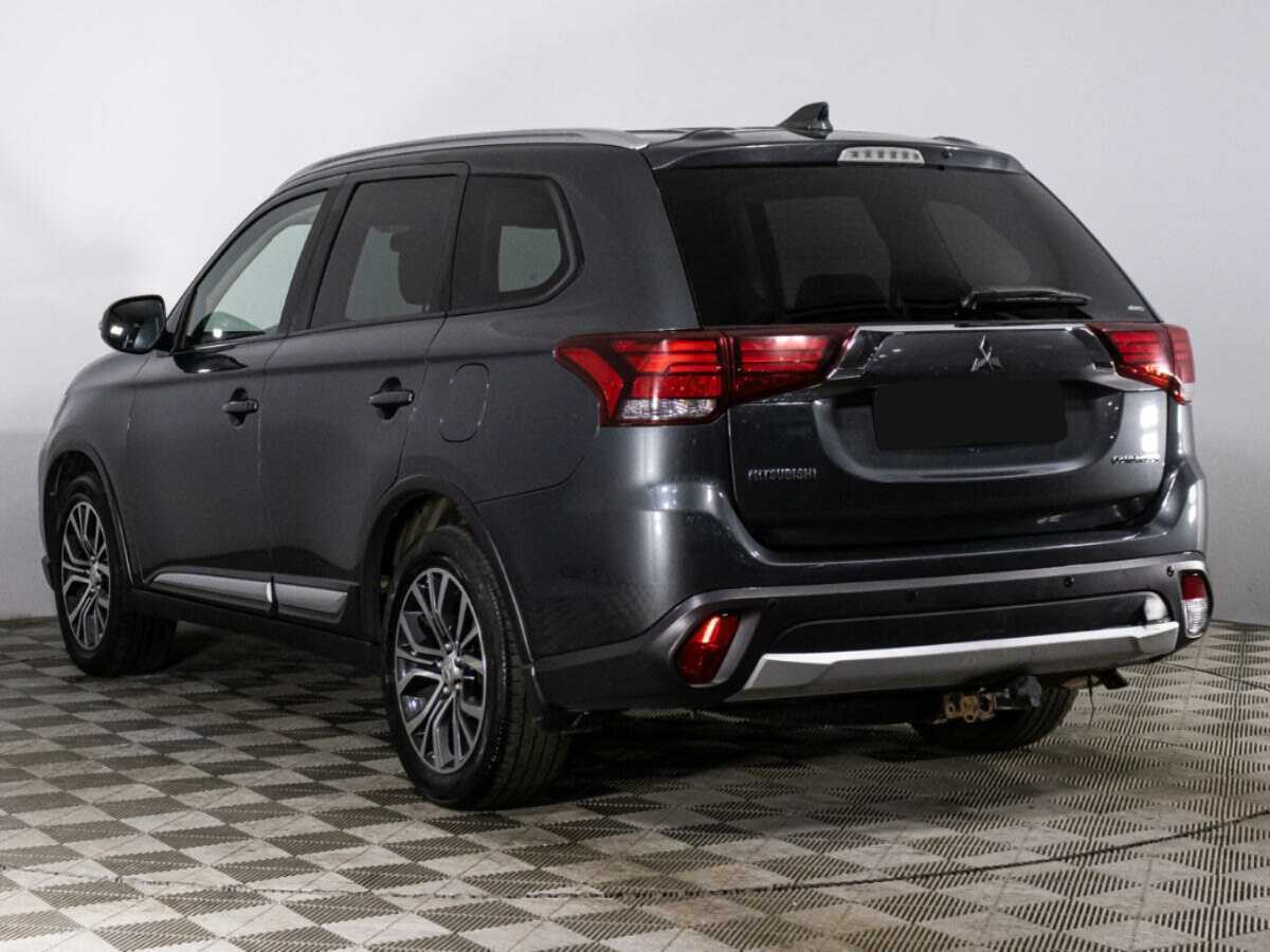 Mitsubishi Outlander, 2018 - 114 534 км. | Фото №7