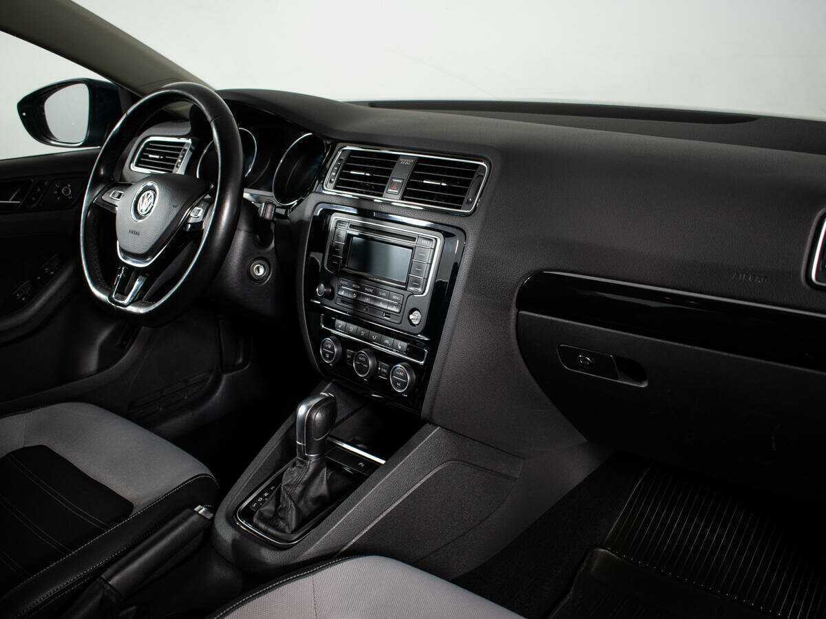 Volkswagen Jetta, 2015 Фото №9