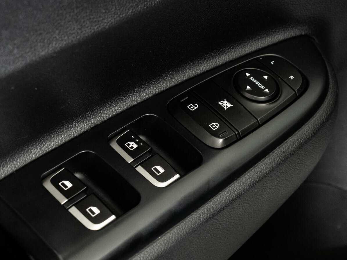 Kia Rio X-Line, 2018 Фото №19