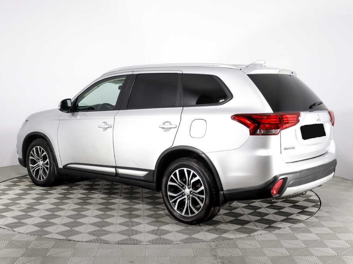 Mitsubishi Outlander, 2017 - 153 940 км. | Фото №6