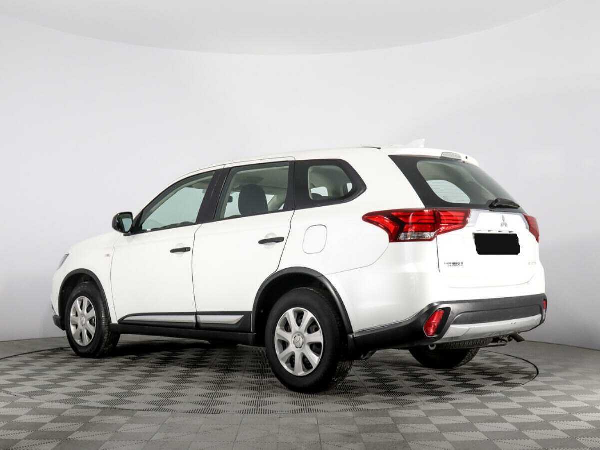 Mitsubishi Outlander, 2018 - 55 538 км. | Фото №7