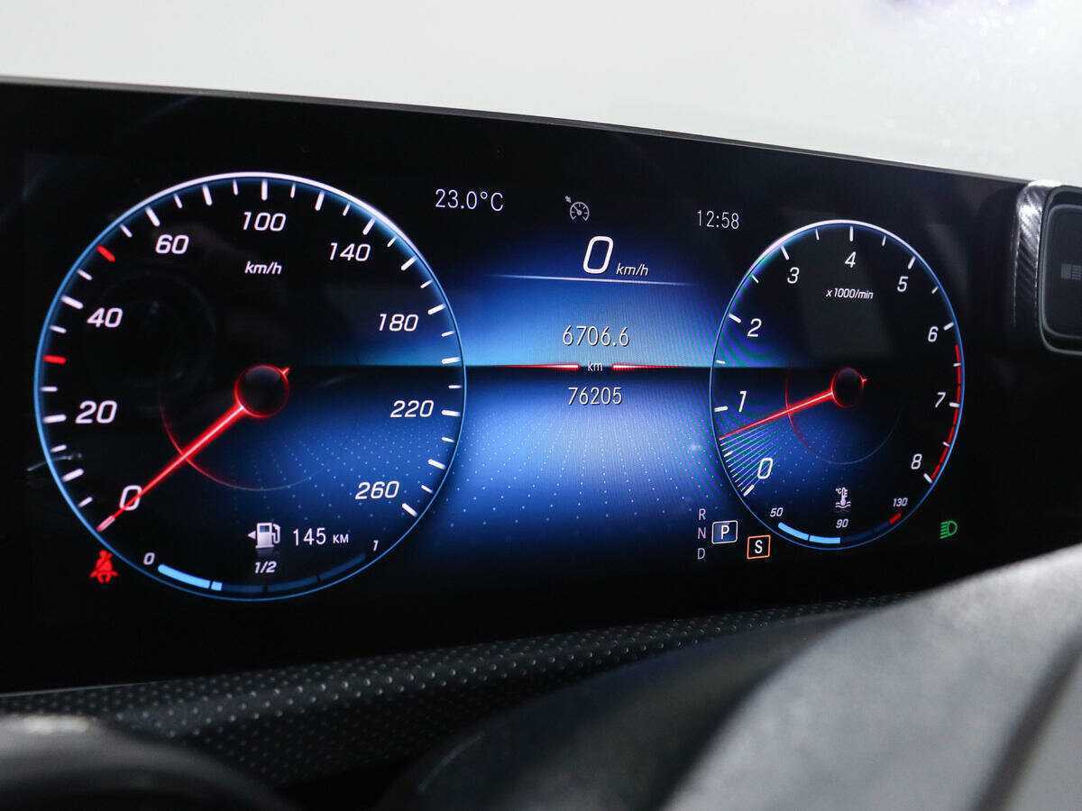 Mercedes-Benz A-Класс 220, 2019 Фото №11