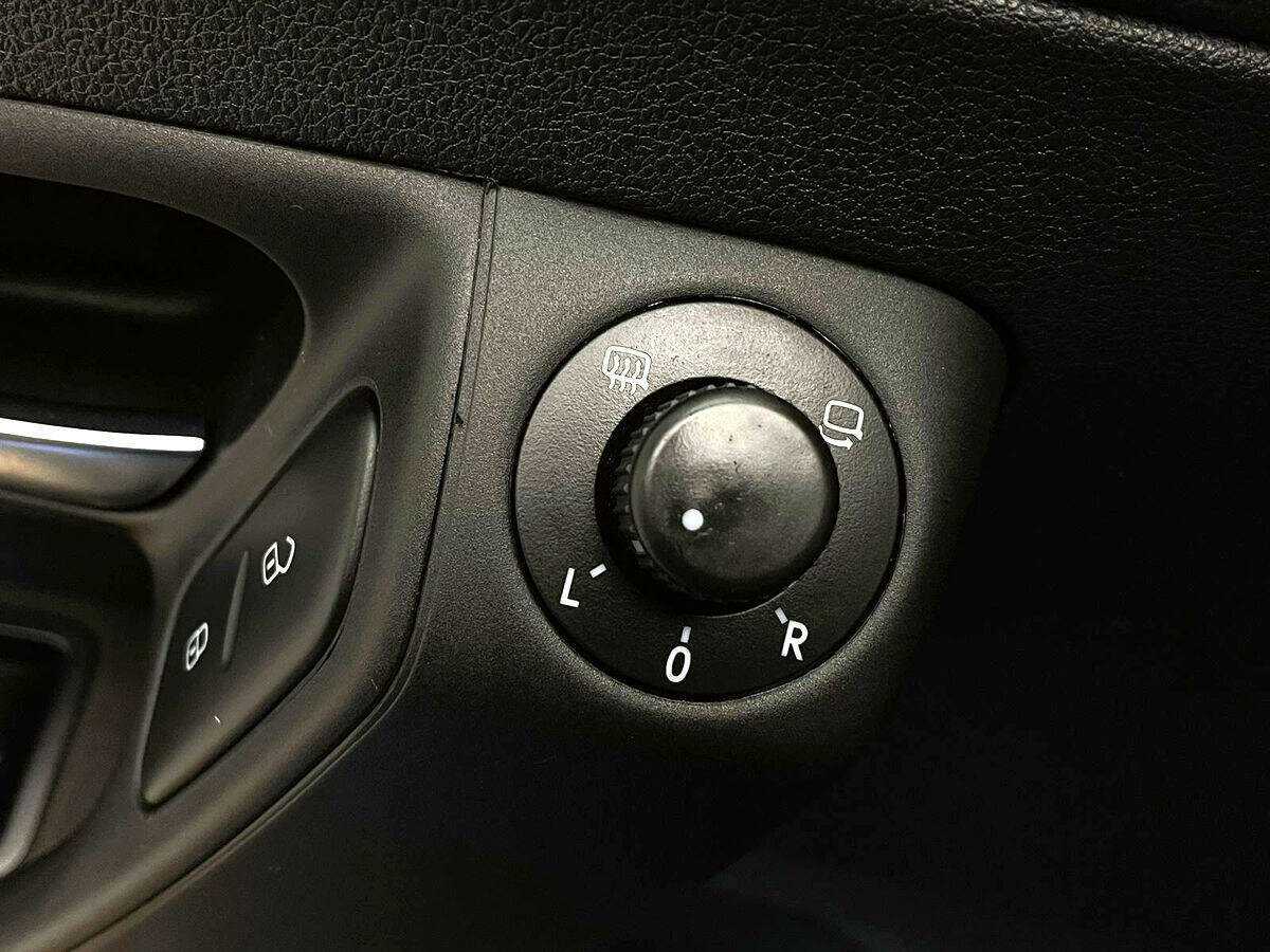 Volkswagen Polo, 2018 Фото №13