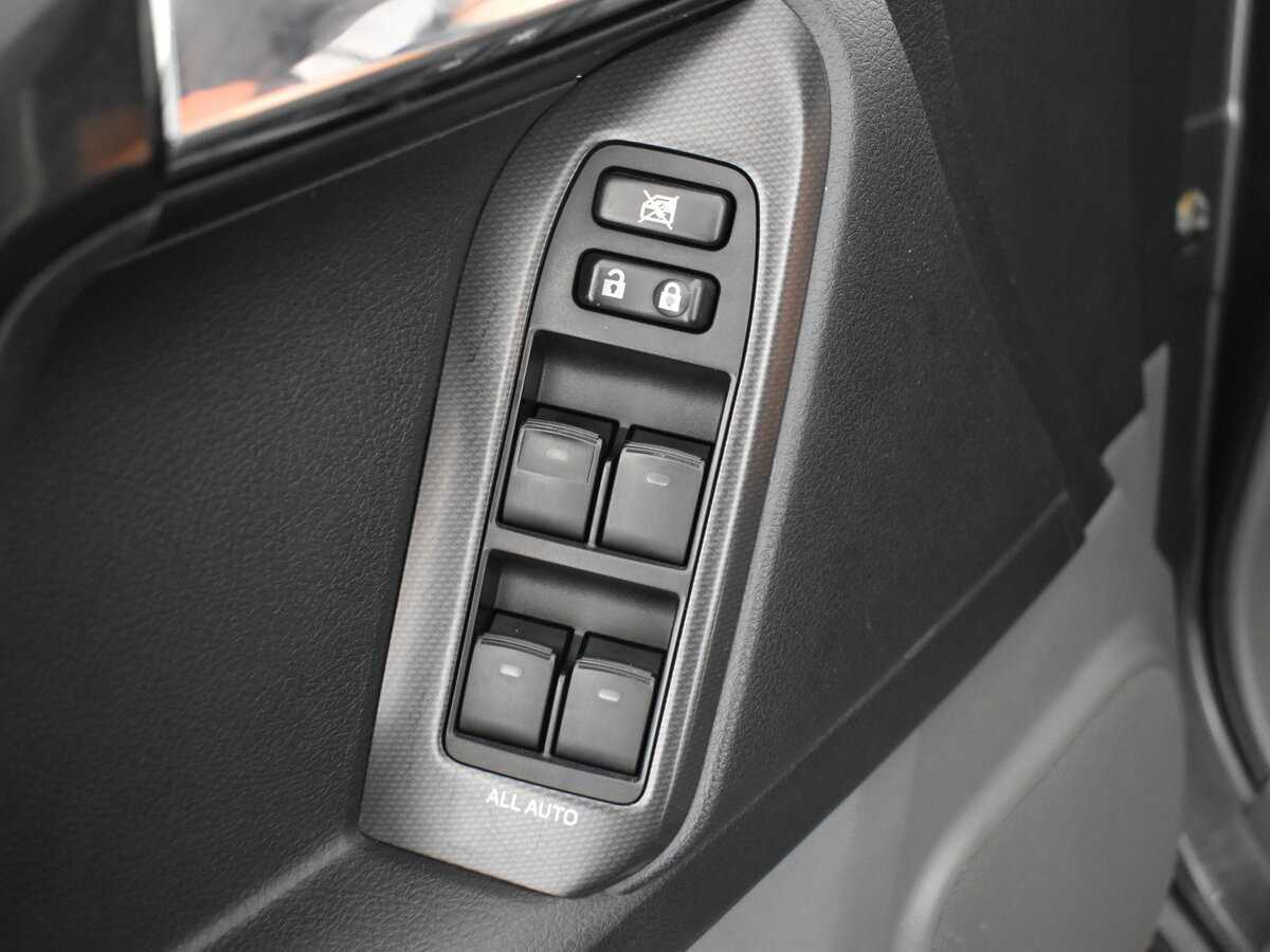 Toyota Land Cruiser Prado, 2012 - 210 347 км. | Фото №8