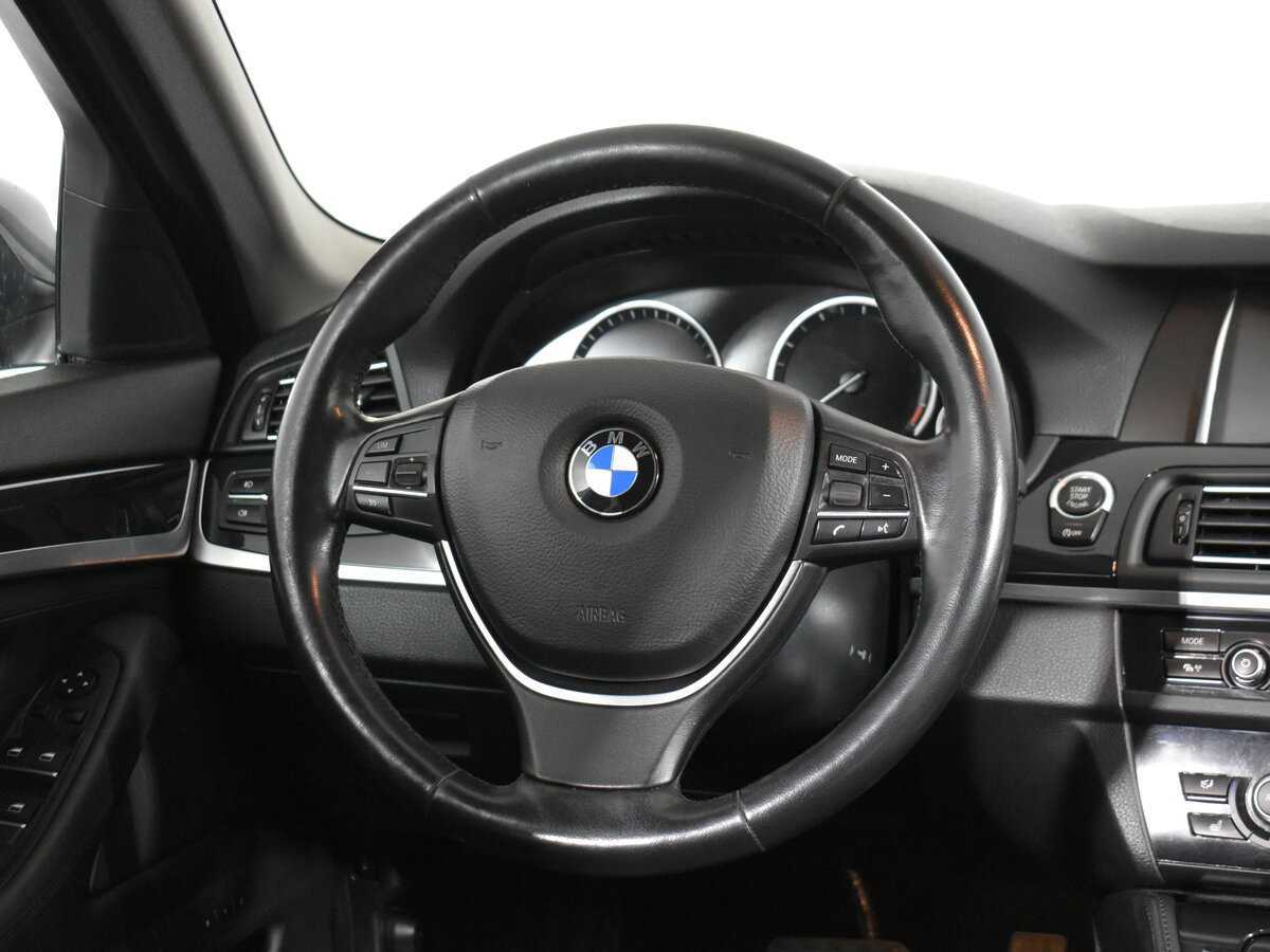 BMW 5 серии 528i xDrive, 2014 Фото №13