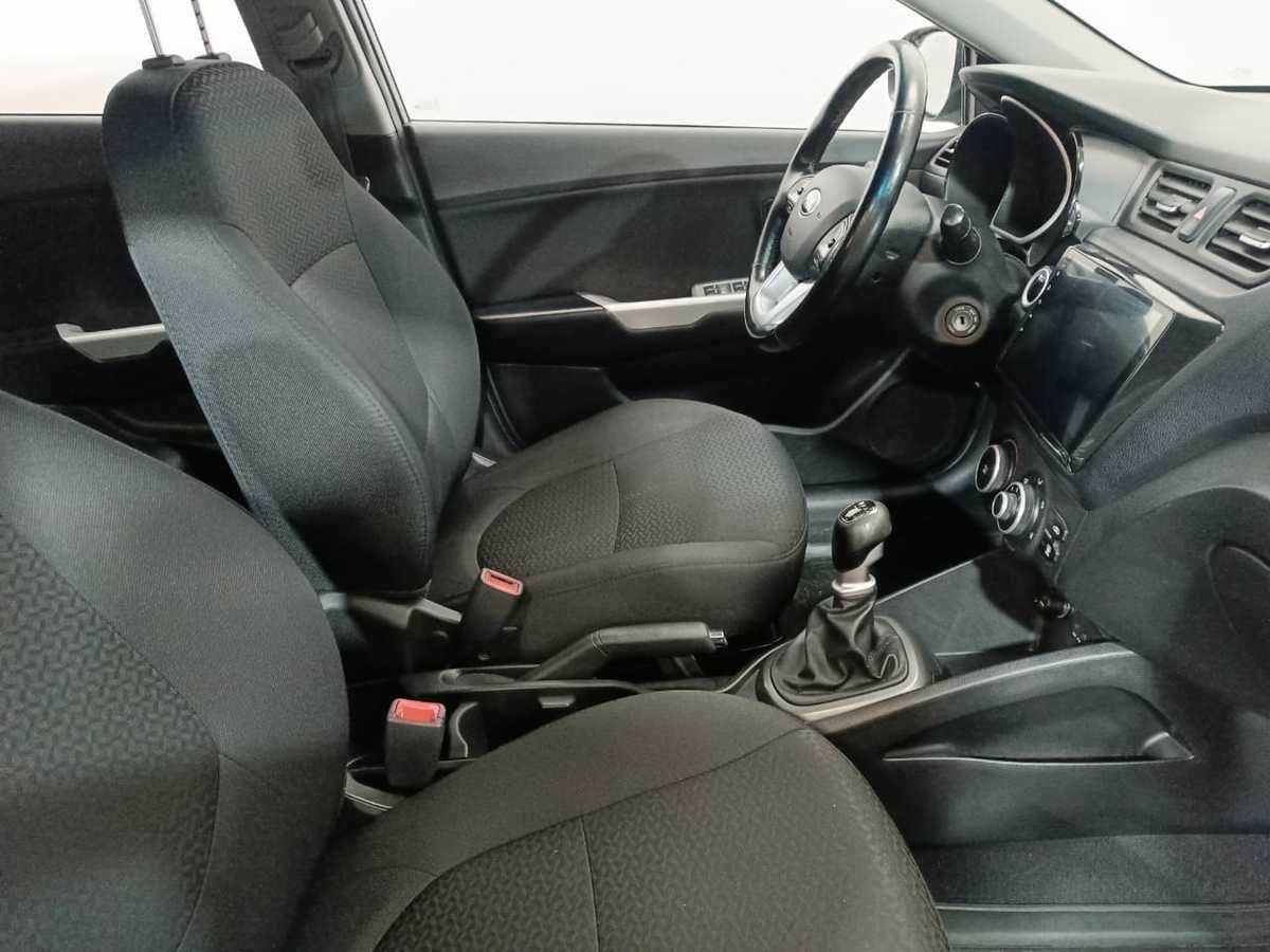Kia Rio 6-speed, 2015 Фото №10