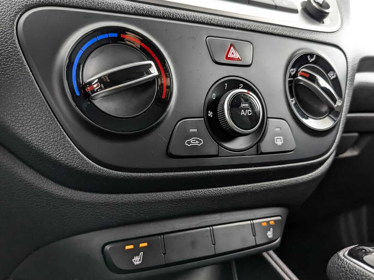 Hyundai Solaris, 2022 Фото №21