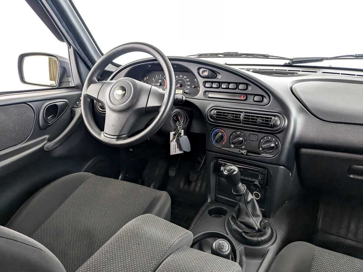 Chevrolet Niva, 2017 Фото №22