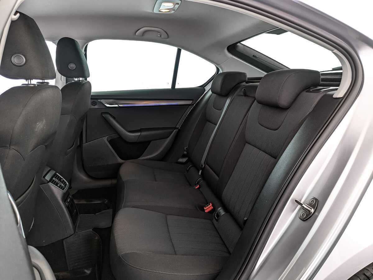 Skoda Octavia, 2018 Фото №13
