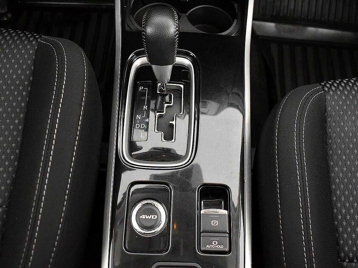 Mitsubishi Outlander, 2018 Фото №16