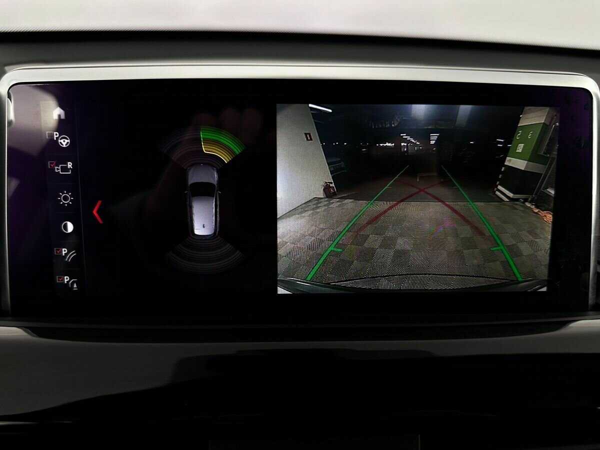 BMW X1 18i sDrive, 2020 Фото №14