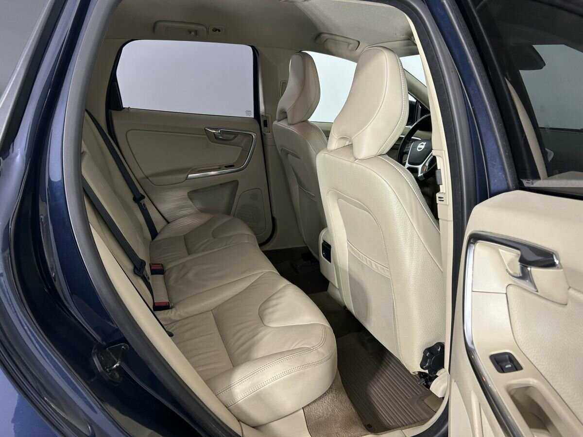 Volvo XC60, 2012 Фото №16