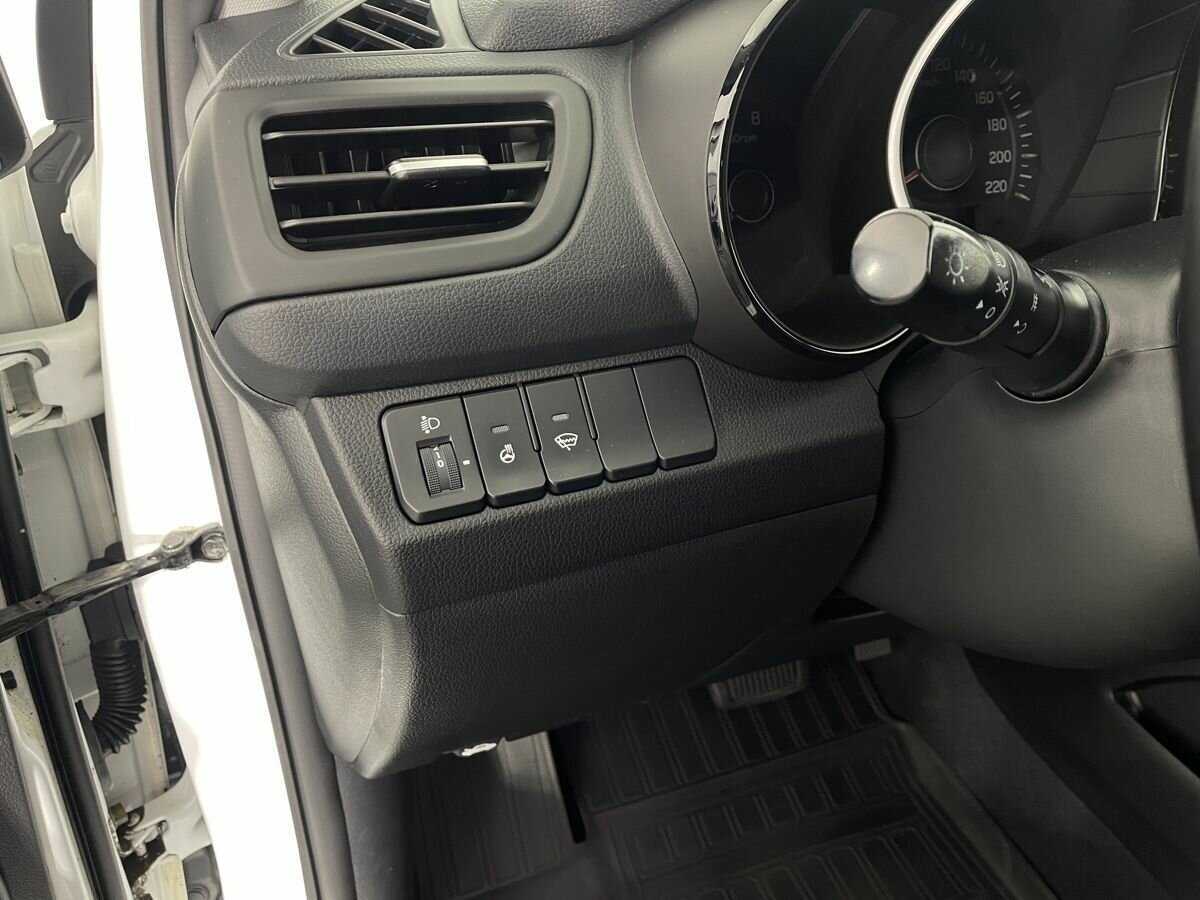 Kia Rio, 2016 Фото №8