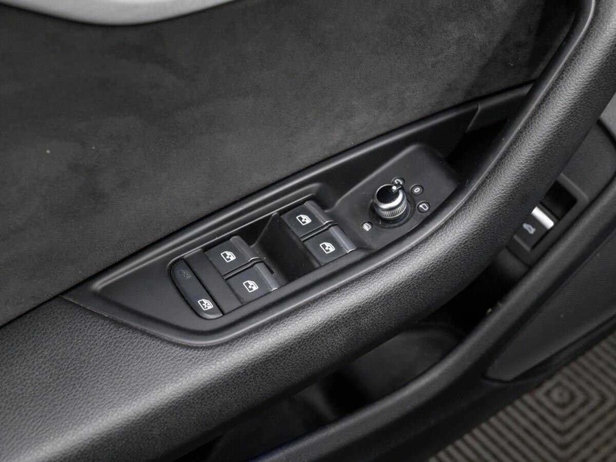 Audi A4, 2017 Фото №15