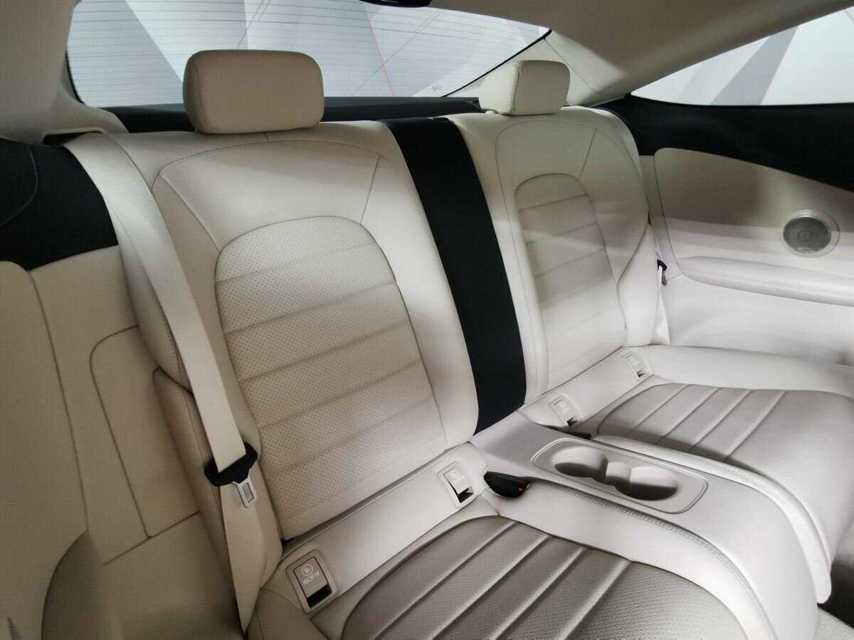 Mercedes-Benz C-Класс 180, 2015 Фото №13