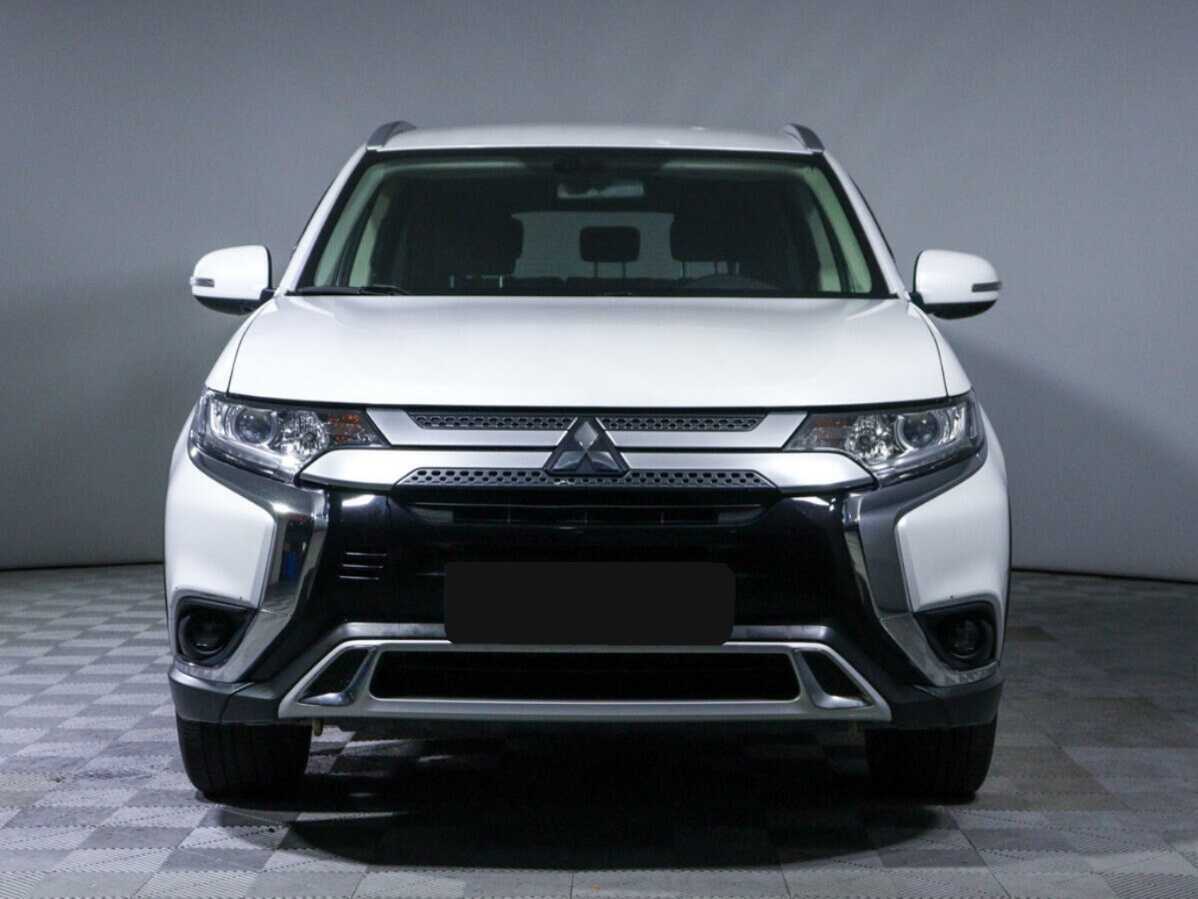 Mitsubishi Outlander, 2018 - 60 120 км. | Фото №2
