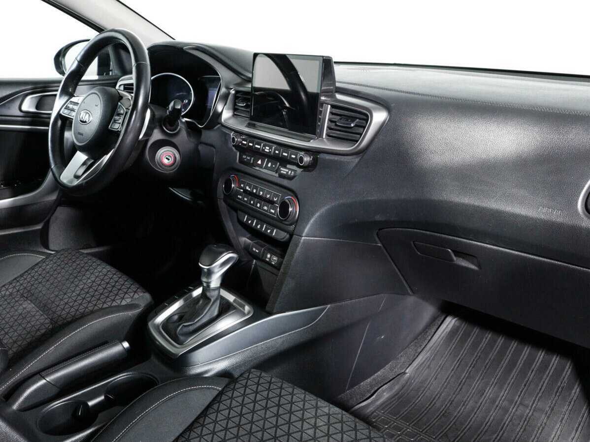 Kia Ceed, 2019 Фото №9