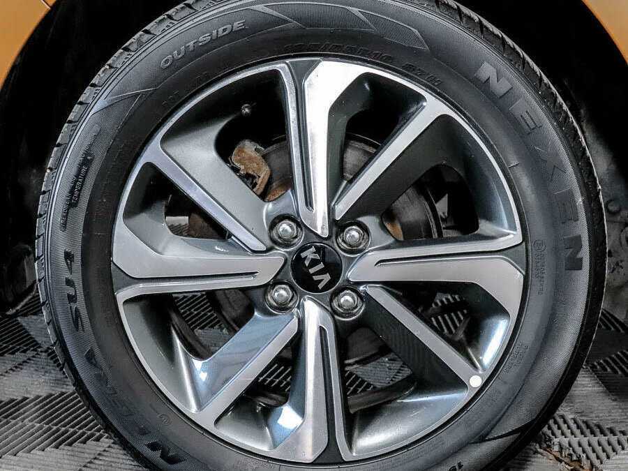 Kia Rio, 2017 Фото №16