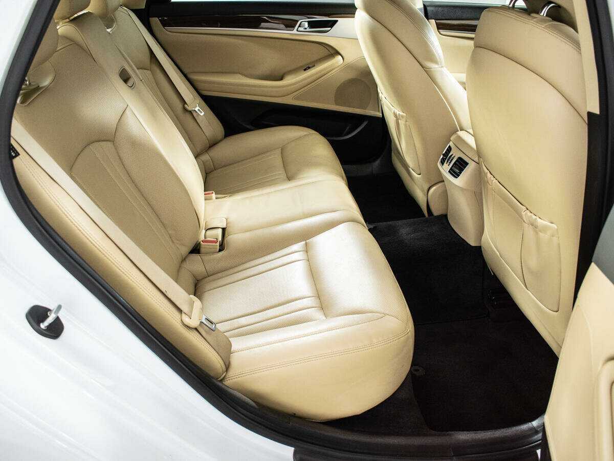 Hyundai Genesis, 2015 Фото №11