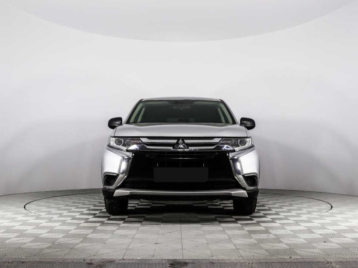 Mitsubishi Outlander, 2018 - 61 896 км. | Фото №2