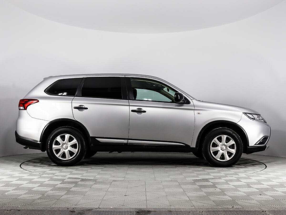 Mitsubishi Outlander, 2018 - 61 896 км. | Фото №4